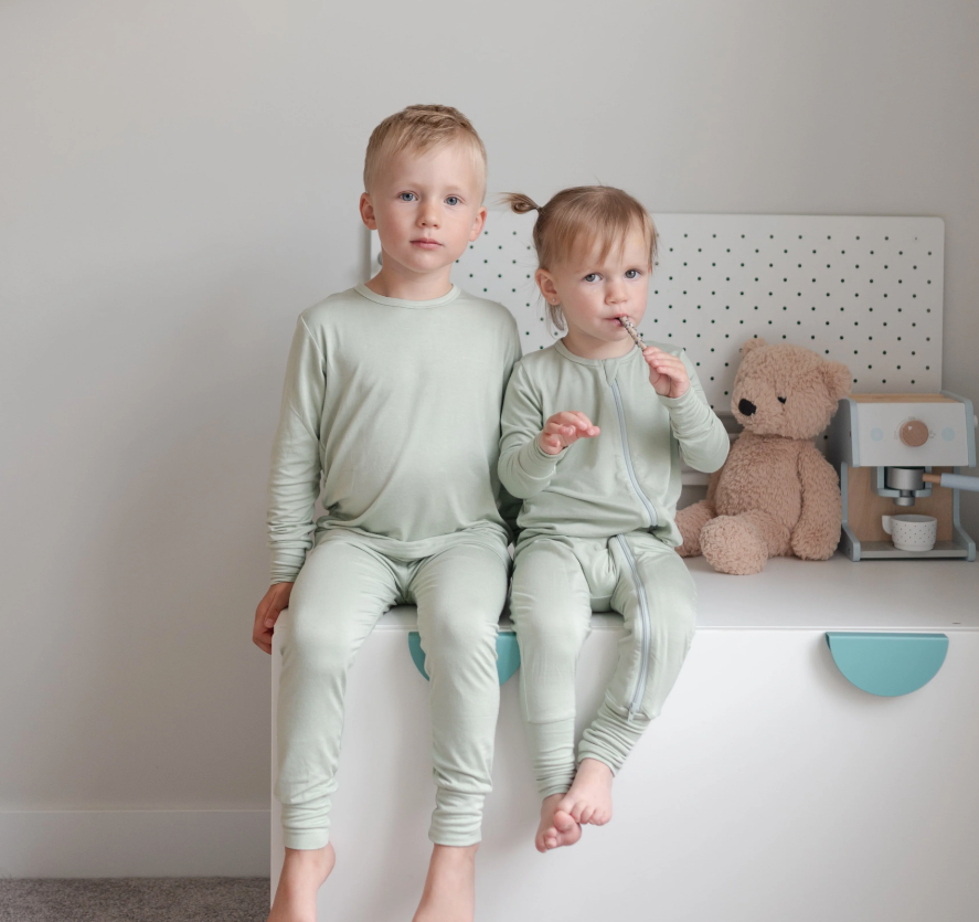 Roobear - Sage Green Bamboo Two-Piece Pajamas|99558