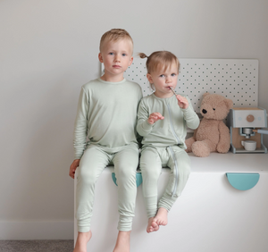 Roobear - Sage Green Bamboo Two-Piece Pajamas|99558