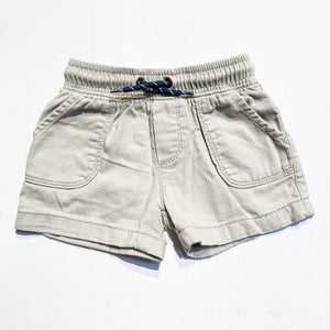 Carters Shorts 12M|173899
