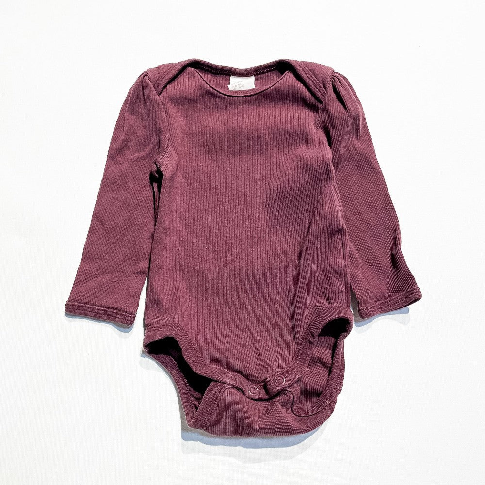 H&M Onesie 4-6M|194233