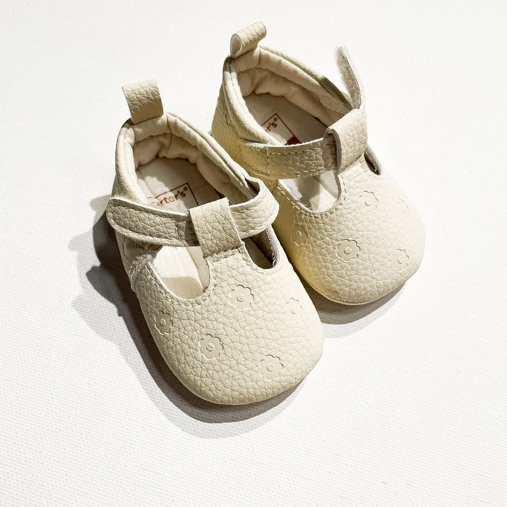 Carter's Shoes 6M|222724
